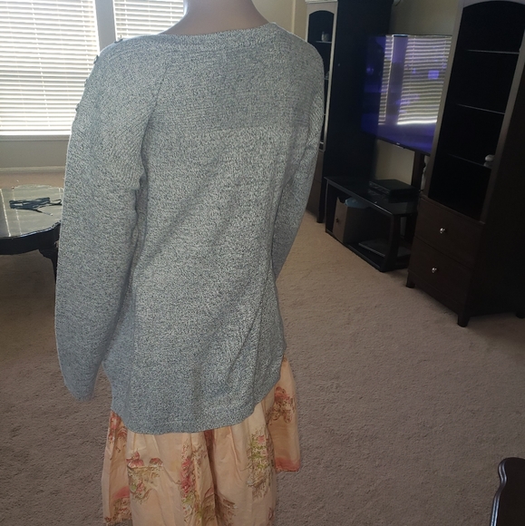 NWT Talbots m marled grey ribbed yoke button shoulder detail oversized - Picture 4 of 7